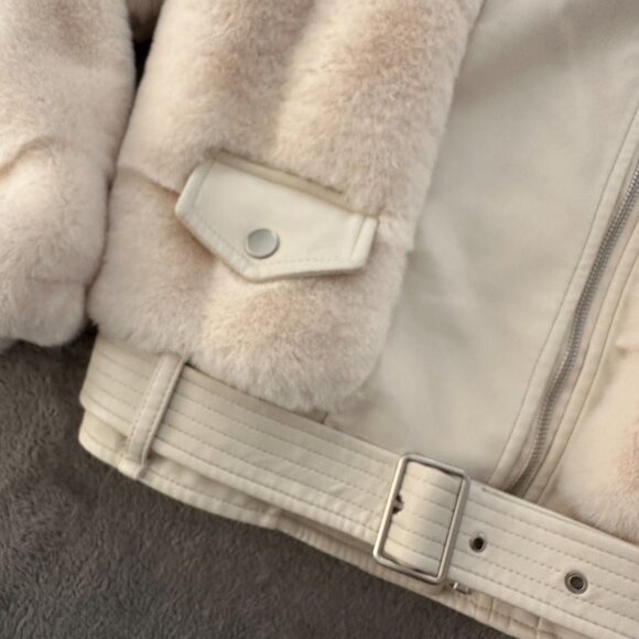 Heartloom Faux Fur Cream Jacket Coat Women's MEDIUM - Picture 4 of 7